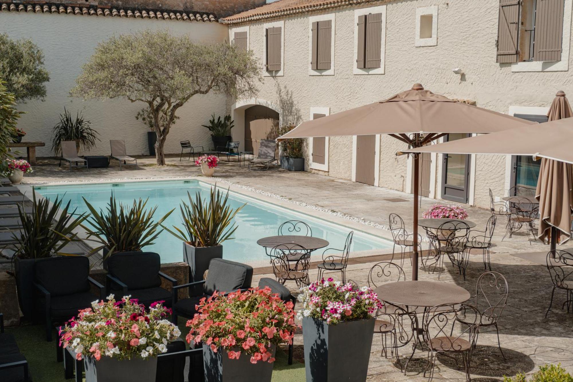 Hotel Les Magnanarelles Maussane-les-Alpilles Exterior photo